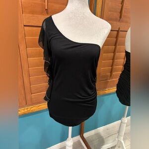 Black super soft one shoulder top